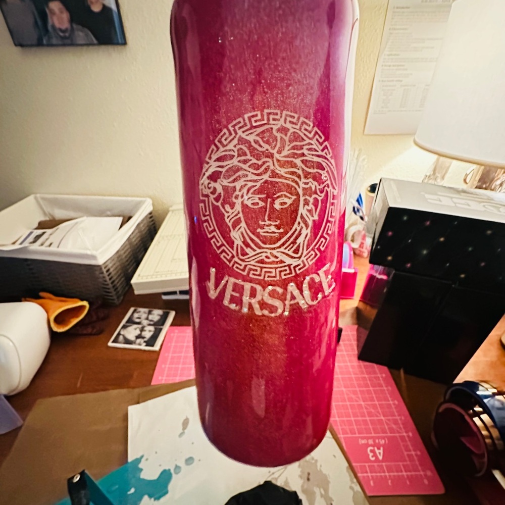 Tumblers (epoxy, mixture of glitter, rhinestone and vinyl design) 20/25/30oz
